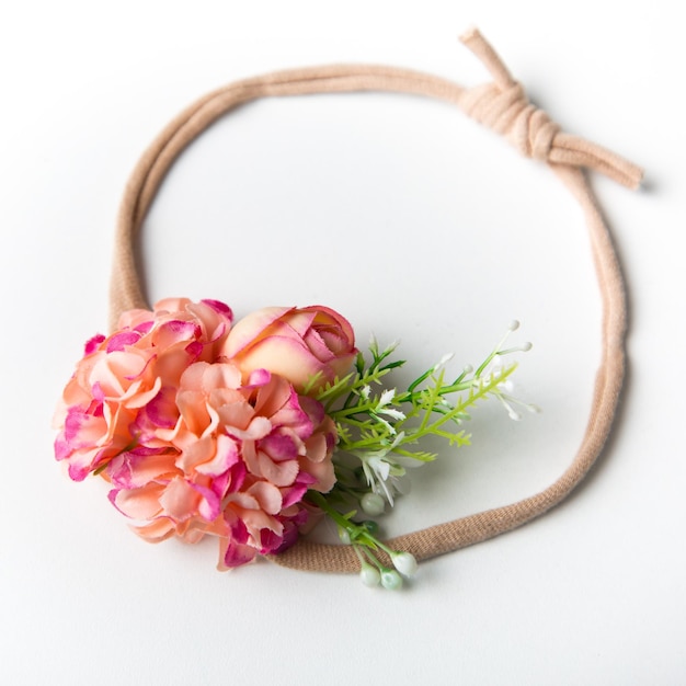 pânză brodată cu flori